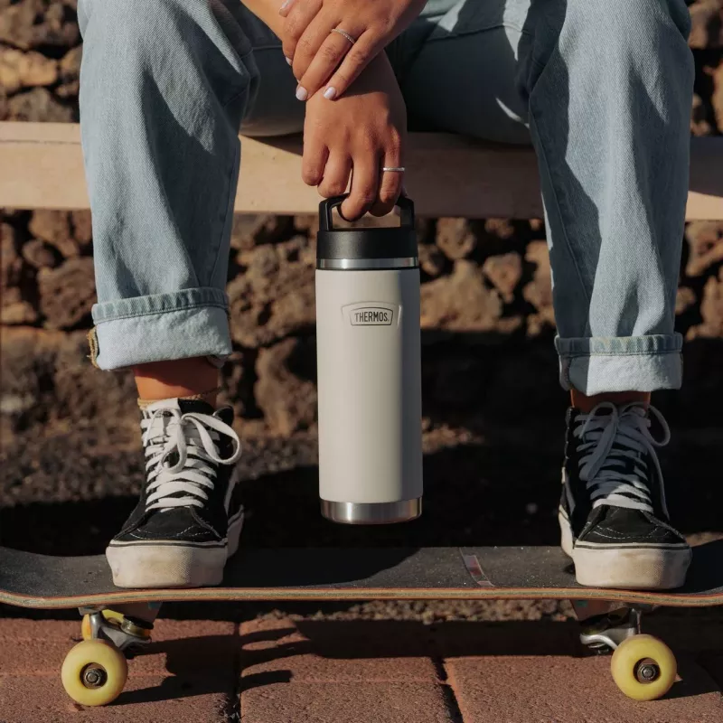 THERMOS ICON Beverage Vakuum-Isolierflasche aus Edelstahl 710 ml Sandstone 4122323071
