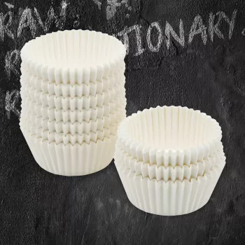 FACKELMANN 21615 Muffin- & Cupcake-Förmchen, fettdichtes Backpapier, weiß, 5,0 cm Durchmesser, 250 Stück