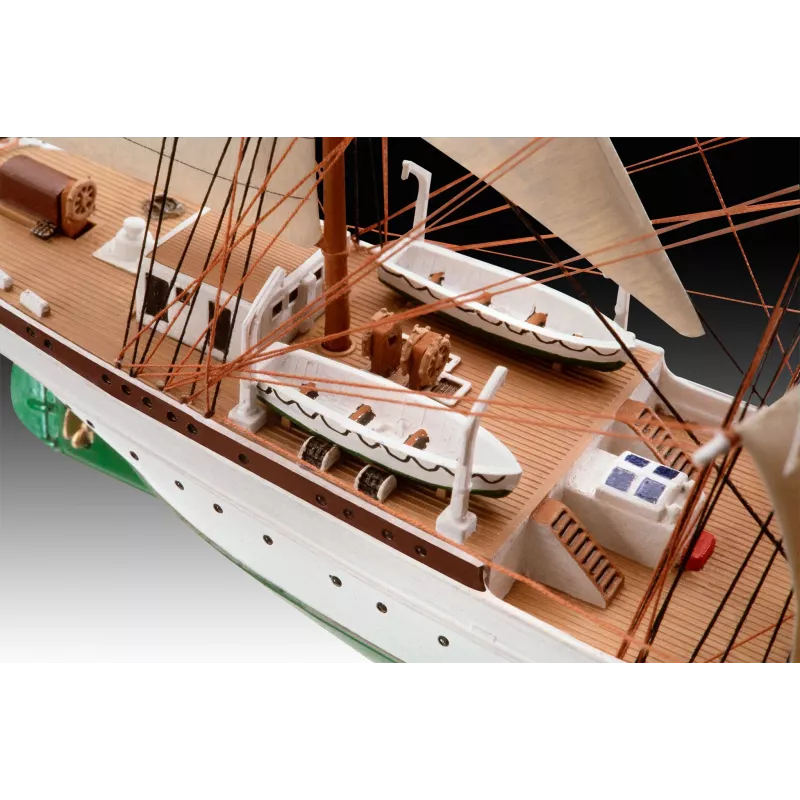 Revell Modellbausatz Gorch Fock 1:200 Segelschiff Plastikmodellbausatz 65432