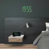 TFA Dostmann Funk-Projektionswecker mit USB-Ladefunktion - Digitaler Wecker - Rechteckig - Schwarz - Kunststoff - Uhrzeit - LED (60.5015.04)