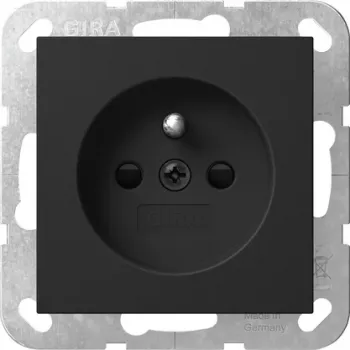 Gira 4485005 Schuko-Steckdose mit Schutzkontakt und integriertem Shutter, System 55, Reinweiß