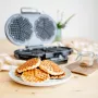Steba WE 2 Doppel-Waffeleisen, Kontrollleuchte, klappbar, Antihaftbeschichtung, schwarz 183400