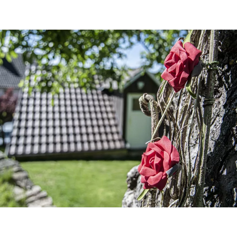 EUROPALMS Künstliche Rosen-Girlande (EVA), Rot 82530583