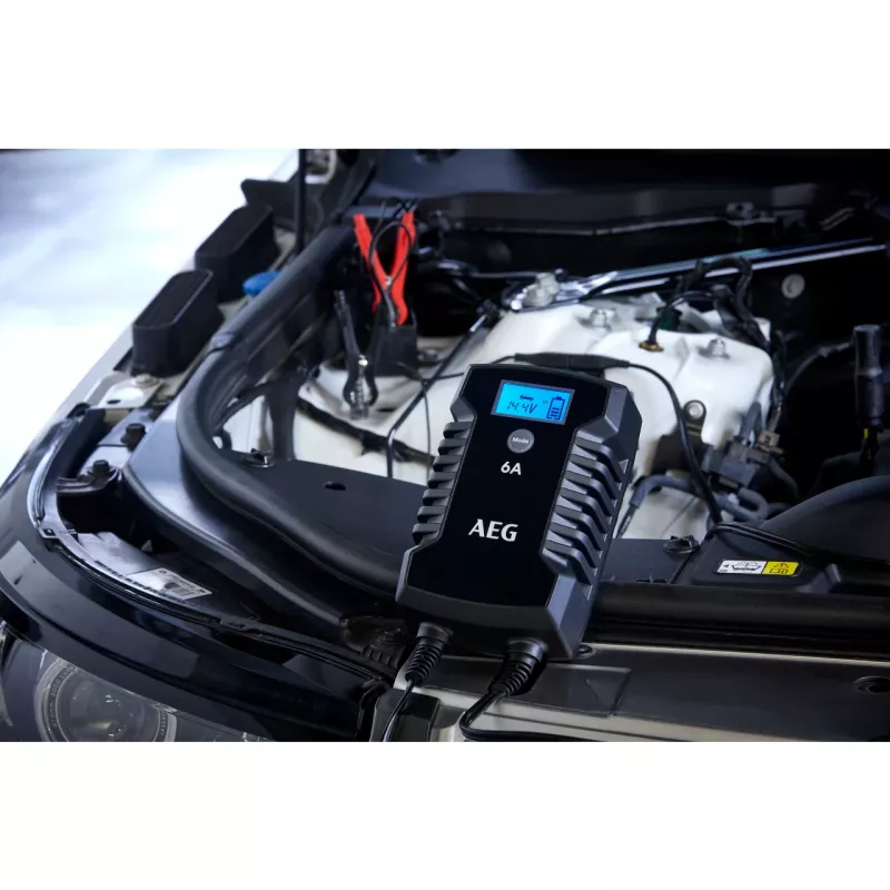 AEG LD6 10617 Kfz-Batterieladegerät 6V/12V 3A/6A mit LCD-Anzeige