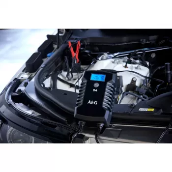 AEG LD8 10618 Kfz-Batterieladegerät 12V/24V 8A/4A Automatisch