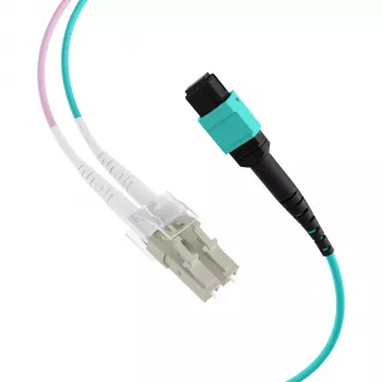 EFB MTP auf LC 12-Faser OM3 LSZH Aqua Fan-out Patchkabel, 7,5 m MTPF12LCOM3-7,5