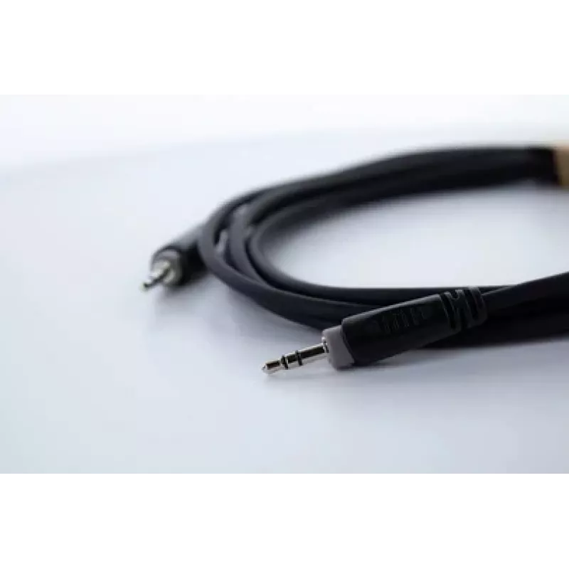 Cordial 14829 3,5mm Klinken-Audiokabel, 1,5m, Schwarz, PVC-Mantel, Twisted Pair