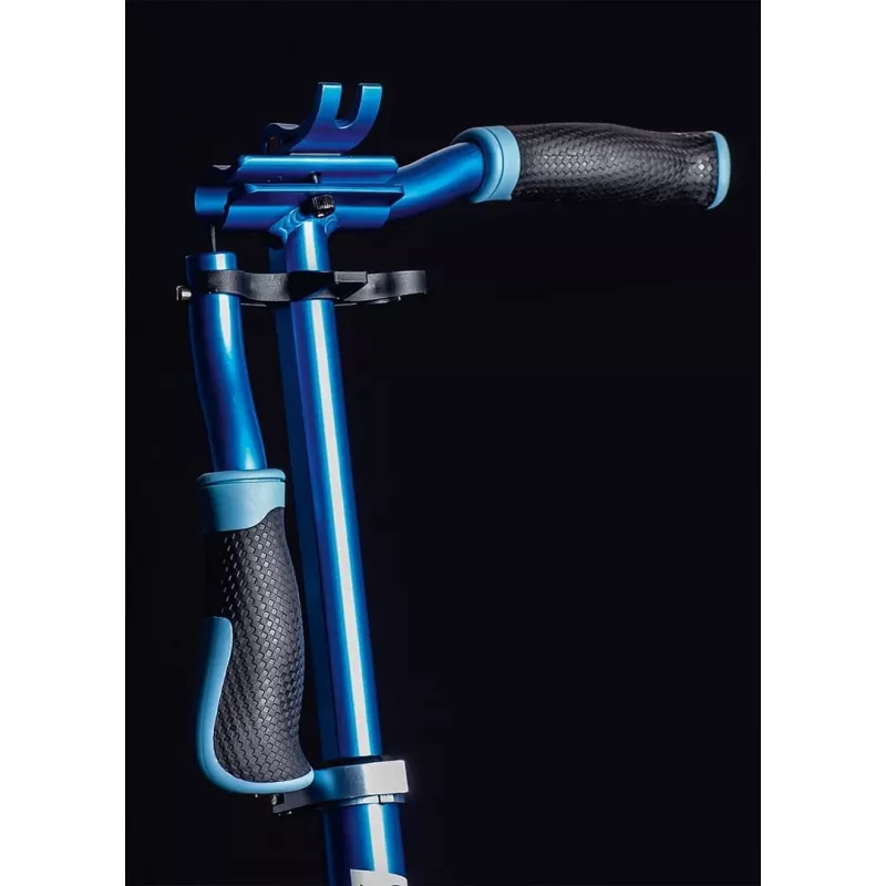 Six Degrees AU 509 Tretroller 205 mm Blau
