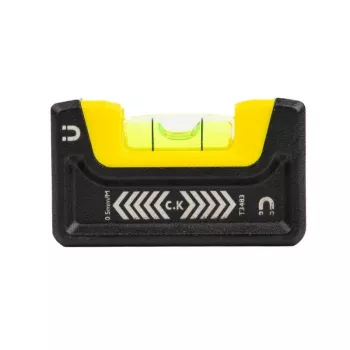 C.K Tools T3483 Taschen-Wasserwaage mit Magnet 67 mm 0,5 mm/m