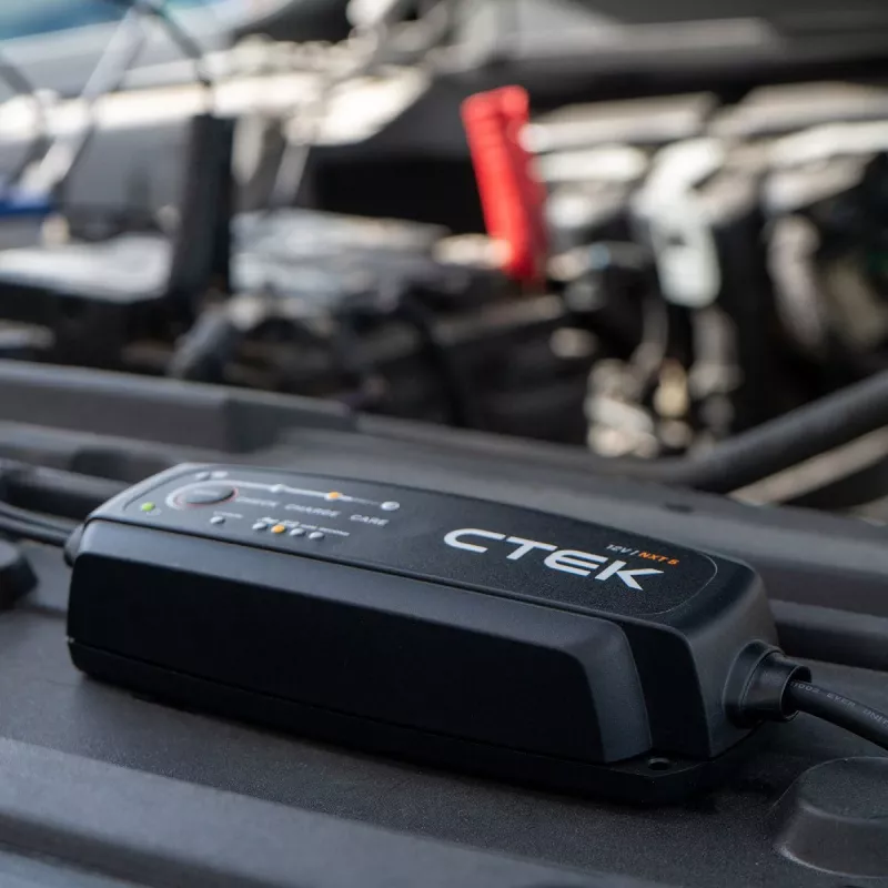 CTEK NXT 5 12V 5A Automatisches Batterieladegerät für Blei-Säure- und Lithium-Batterien 40-659