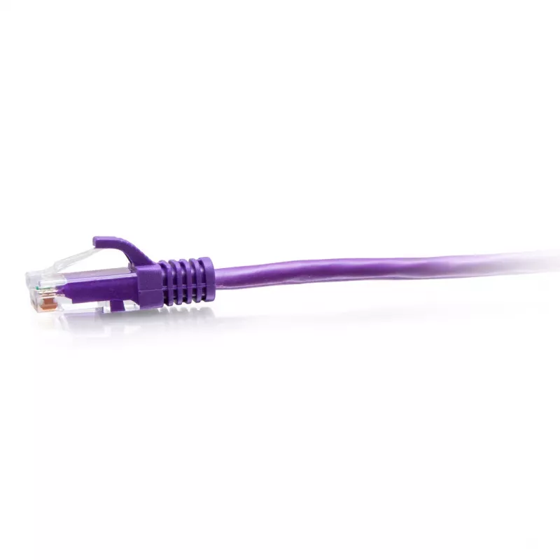 C2G 0,3m Cat6a Slim Ethernet Patchkabel U/UTP RJ-45 lila 28 AWG