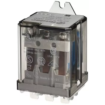 Finder 62.83.9.110.4009 Steckrelais 110 V DC 16 A 3PDT