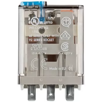 Finder 62.33.9.220.4300 Steckleistungsrelais 220 V DC 16 A 3PDT
