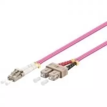 Delock LWL-Patchkabel LC auf SC Multimode OM4 5 m 84683