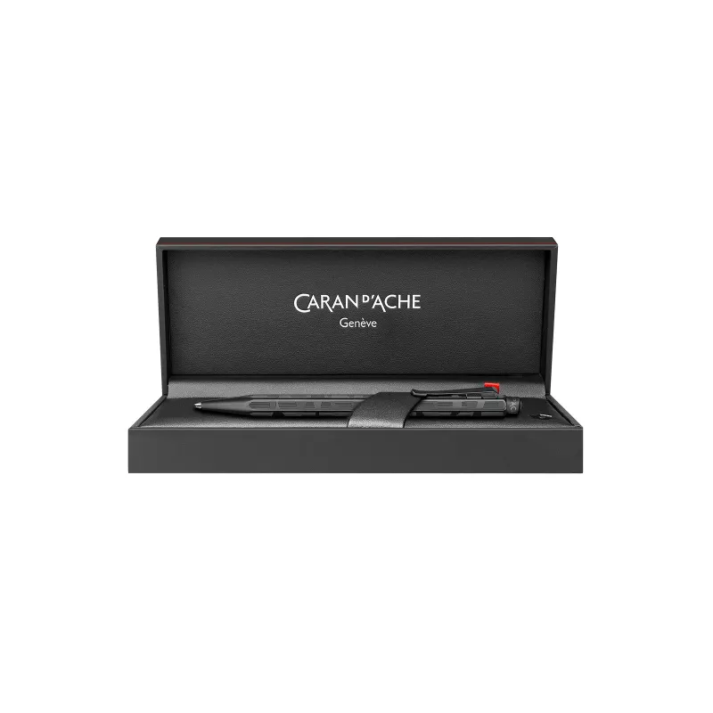 Caran d'Ache Ecridor Black Lines Kugelschreiber, Medium, schwarze Tinte, palladiumbeschichteter sechseckiger Schaft 890.010