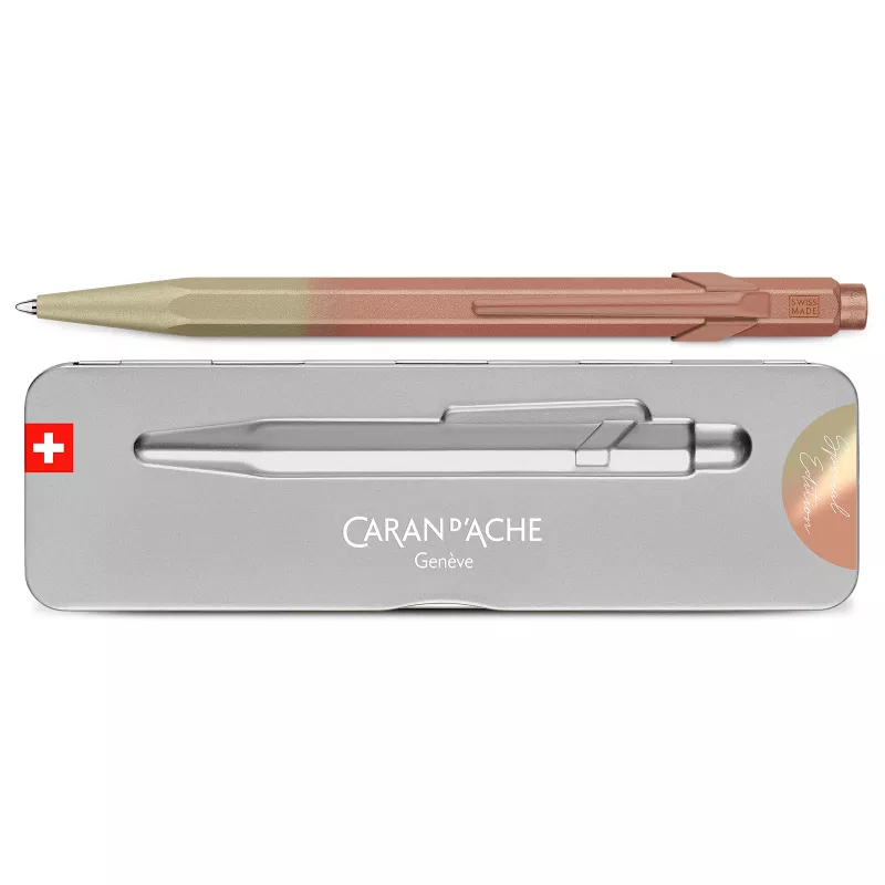 Caran d'Ache 849 Kugelschreiber Sunstone Pink Claim Your Style 5th Edition Medium Blau NM849.588