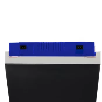 GIOSTYLE Brio 26 Elektrische Kühlbox 12/230V 26L Dunkelgrau mit Rot/Blauen Akzenten