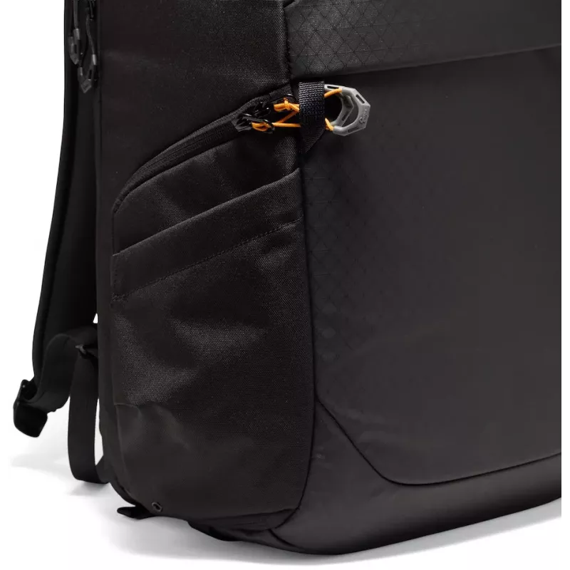 Lowepro Rucksack Fastpack BP 450 AW IV Schwarz