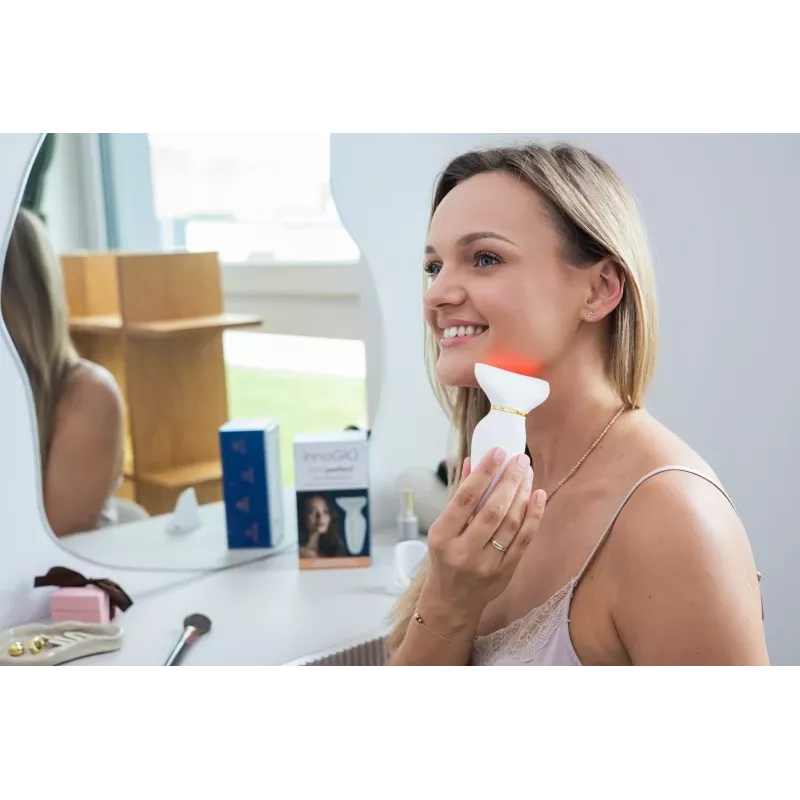 Innogio Gioperfect Gesichts- und Nackenmassagegerät mit Lifting- und EMS-Funktion GIO-735
