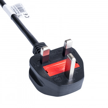 Akyga AK-AG-03A Netzkabel UK BS 1363 (Typ G) auf IEC C7 (Achter), CCA 2 x 0,5 mm², 1,5 m, Schwarz
