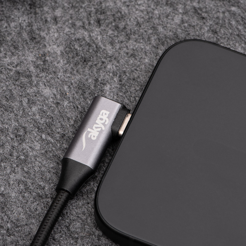 Akyga AK-USB-56 geflochtenes USB-C-auf-Lightning-Kabel mit gewinkeltem Stecker, USB 2.0, 30 W, 1 m, Schwarz