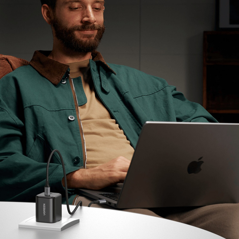 Ugreen X526 Ladegerät 45 W, 2 x USB-C, GaN, schwarz