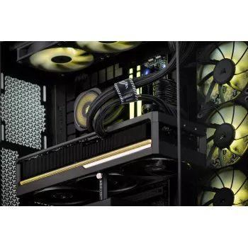 Actina PC AMD Ryzen 7 9800X3D 32 GB DDR5-SDRAM 2 TB SSD NVIDIA GeForce RTX 5070 Ti Midi Tower Black
