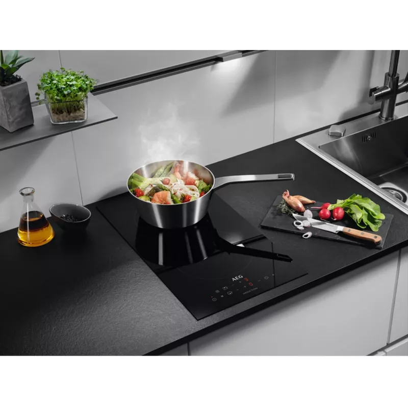 AEG IKB32300CB 2-Zone Induktionskochfeld, Touch Control, PowerBoost, Schwarz
