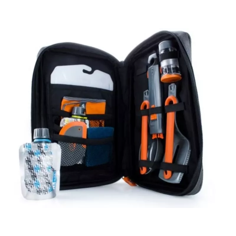 GSI Outdoors Gourmet Kitchen Set 11-teiliges Camping-Kochgeschirr-Set