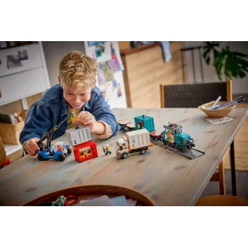 LEGO City 60509 Hafen-Frachtzug mit Kran und LKW