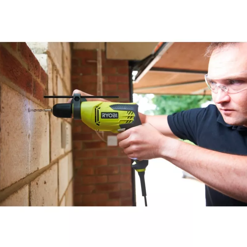Ryobi RPD680-K Schlagbohrmaschine mit Zahnkranzbohrfutter 680W 230V