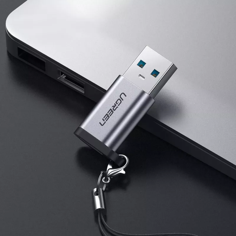 UGREEN USB 3.0 Stecker auf Typ-C 3.1 Buchse Adapter, Datenübertragung und Laden, Space Gray